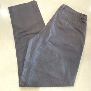 LASSEN CHINO LASER PLAID - NEW W/tags

CLASSIC STRAIGHT FIT